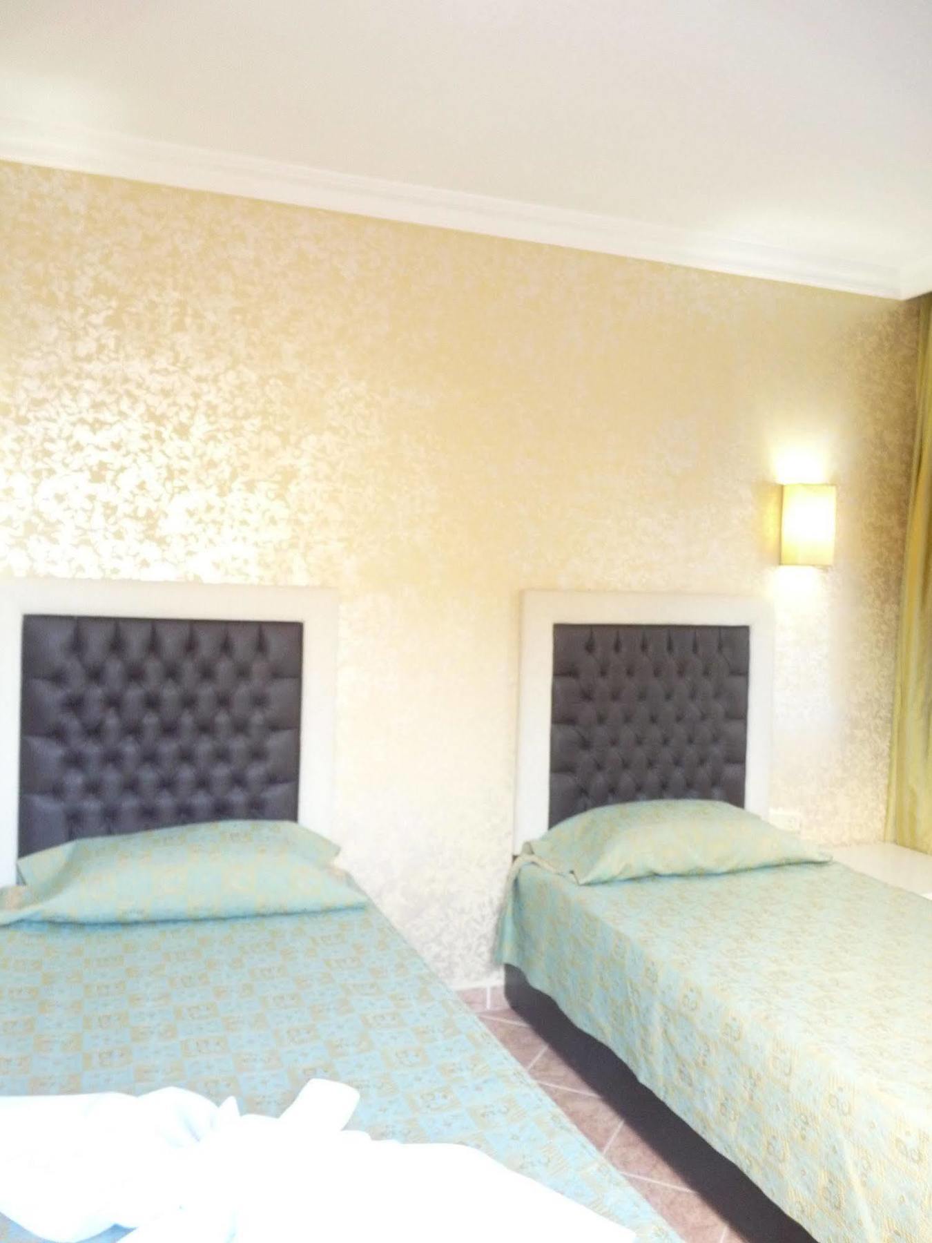 Arinna Park Hotel Анталия Екстериор снимка
